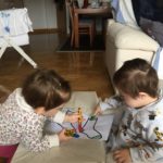 Pintando calcetines desparejados